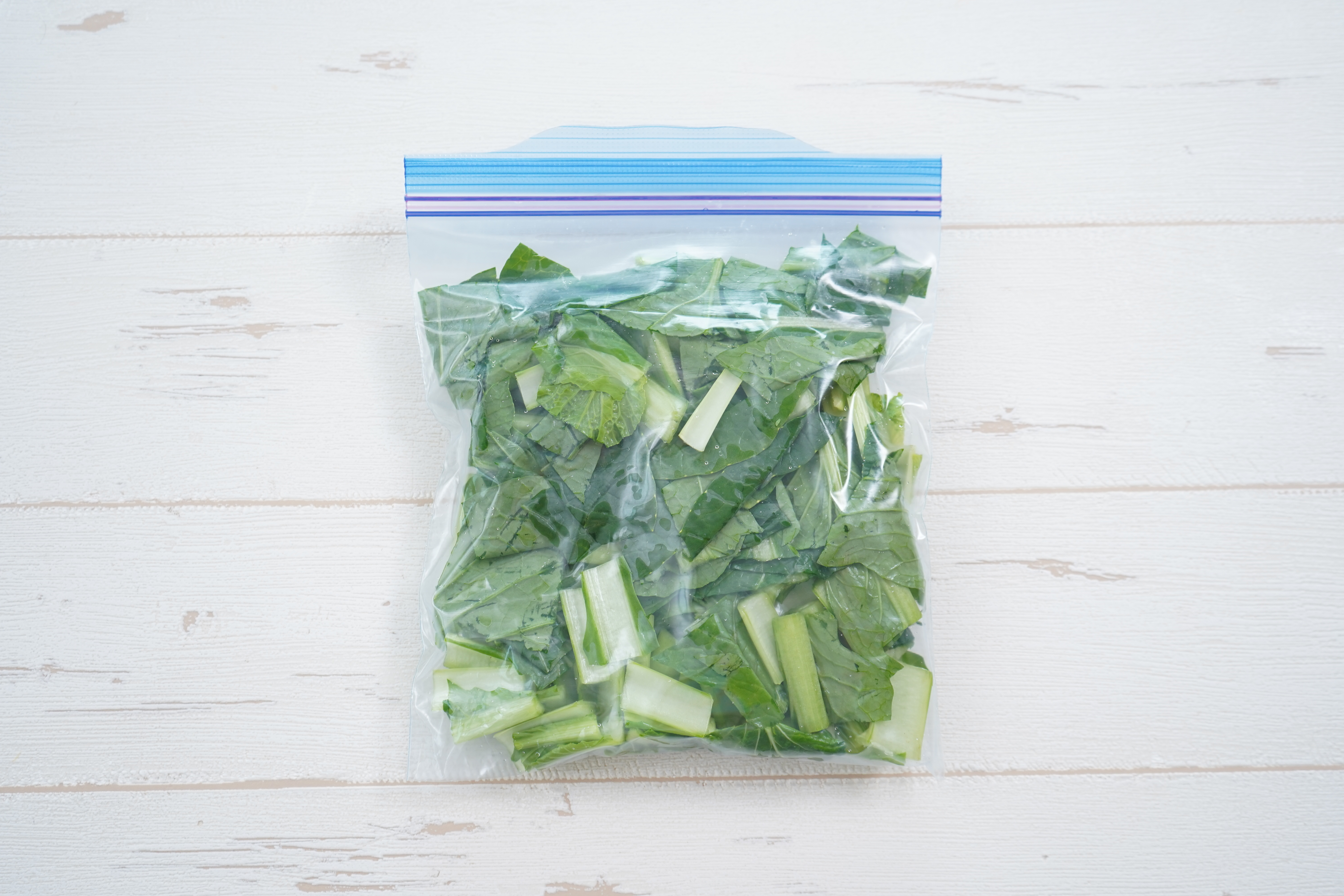 小松菜の冷凍保存の仕方｜生のまま冷凍で栄養をキープ！