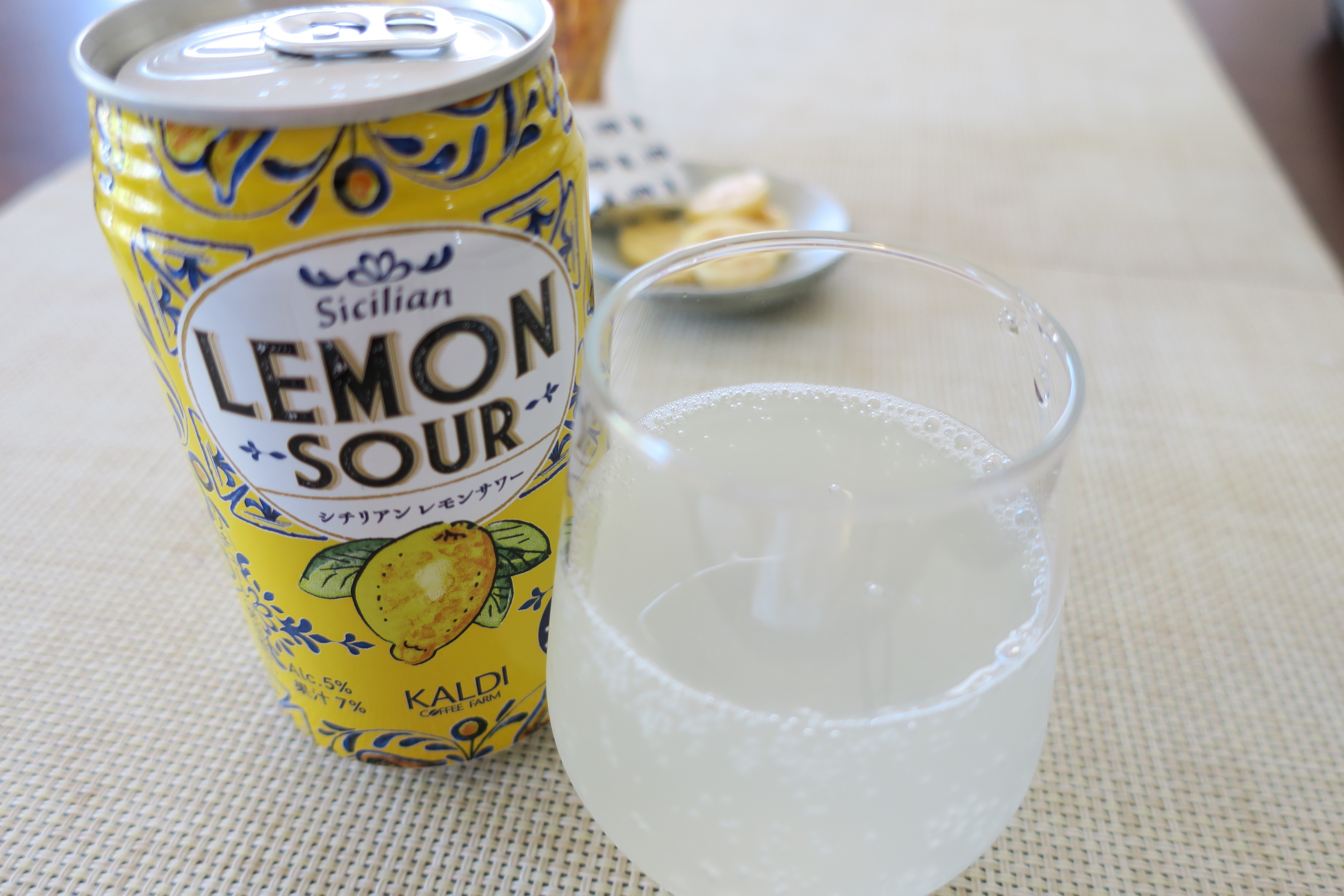 シチリア産の有機レモン果汁入り！カルディのイタリアンなレモンサワーが爽やかで美味！