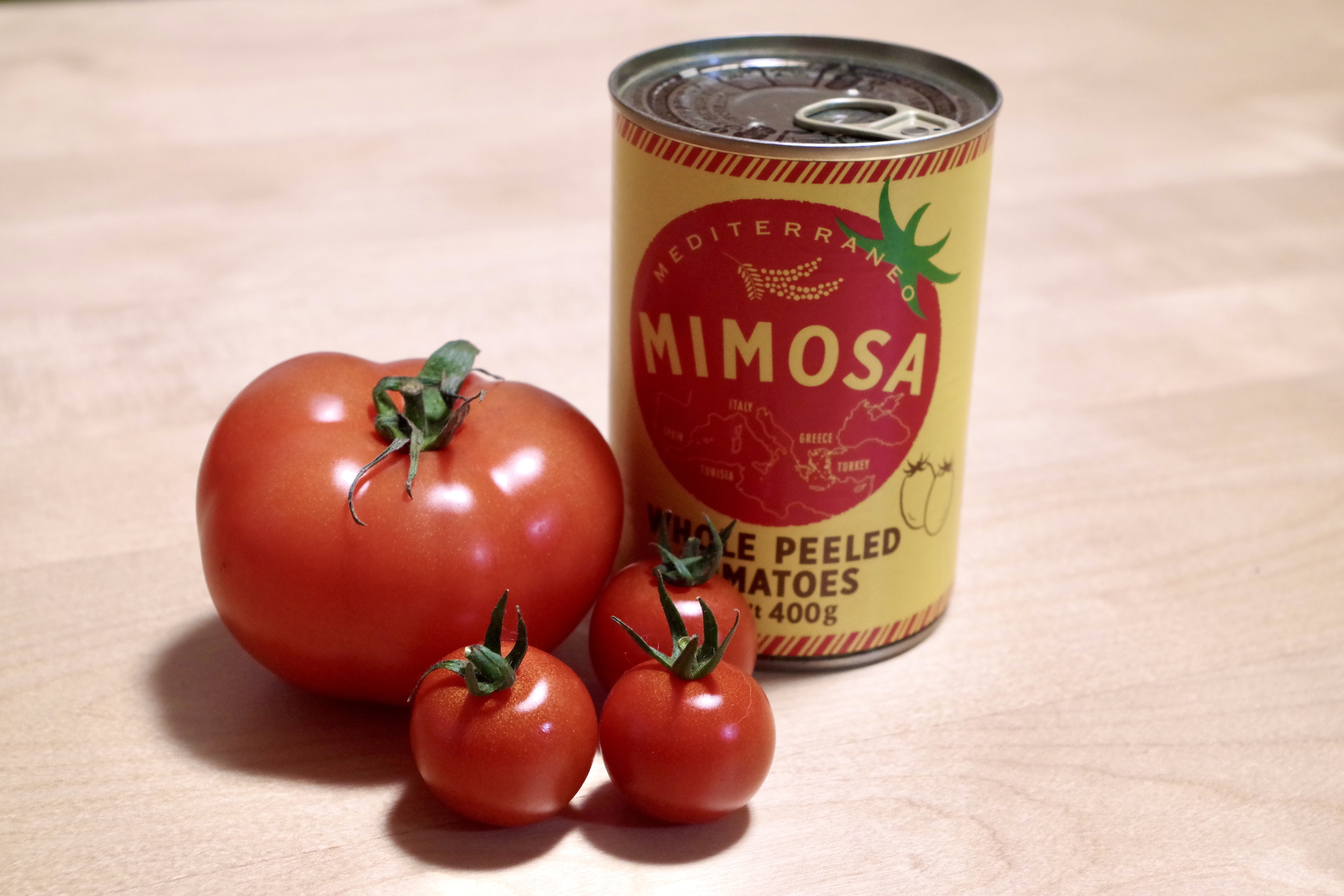 トマトの重さはどのくらい？100g当たりの量やミニトマトの重さも解説！
