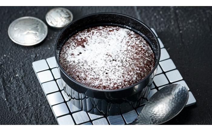 ローソンストア100×布袋寅泰】異色のコラボ商品、第2弾が期間限定で