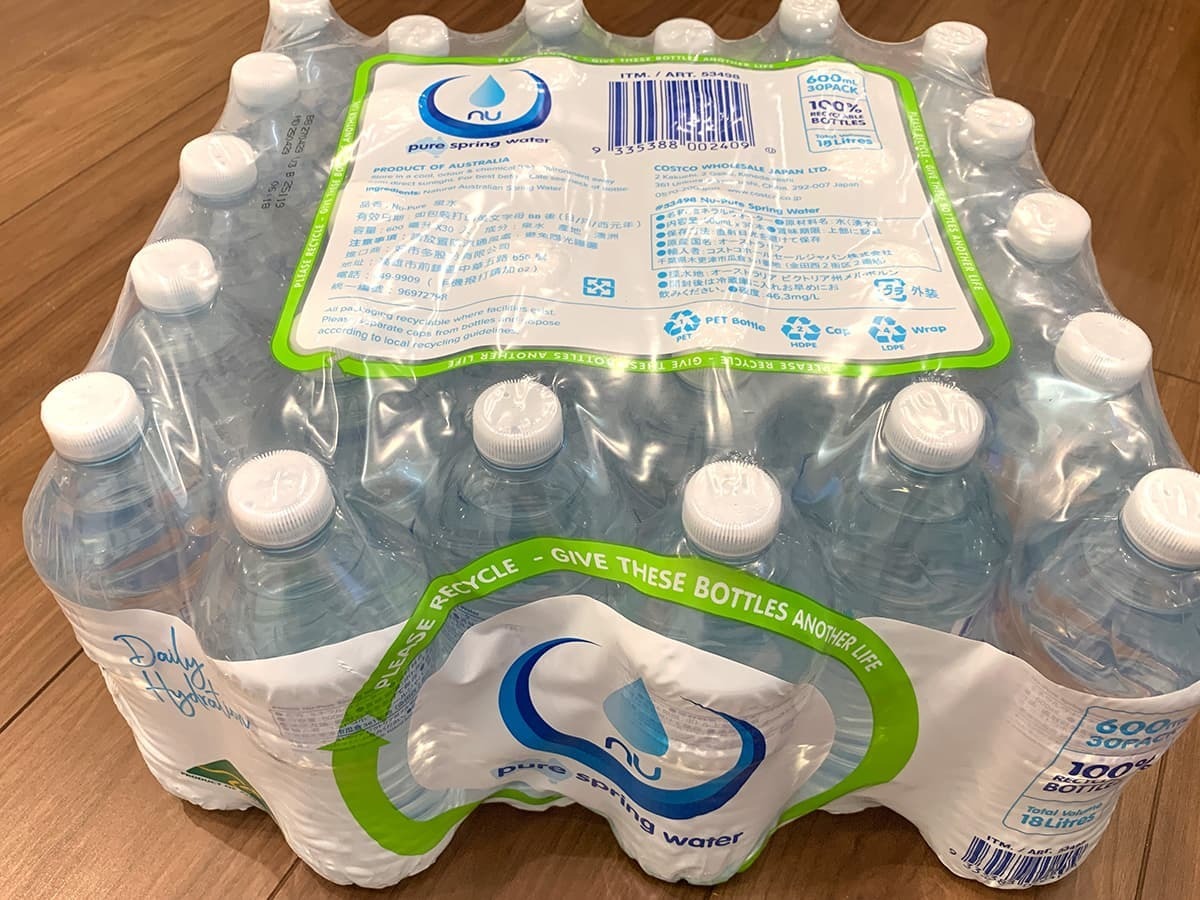 コストコ】買ってよかった♪「水・炭酸水」5選！大容量でコスパ◎夏の