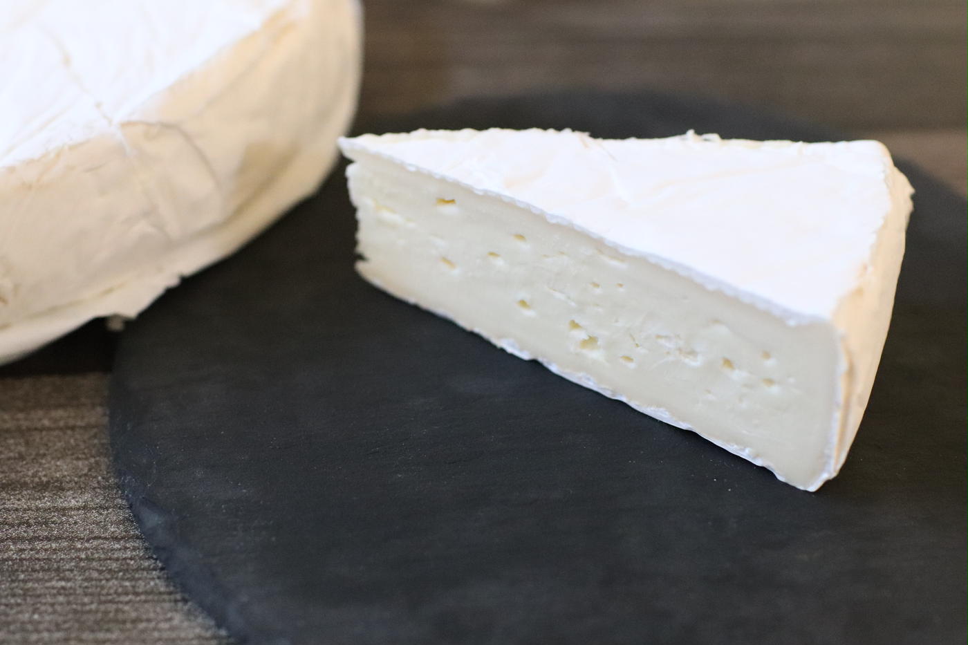 ブリーチーズってどんな味 おすすめの食べ方と簡単アレンジレシピを紹介 トクバイニュース