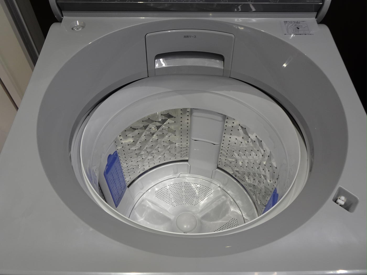 洗濯機に詰め込んで洗うと洗浄力が1 3にまで低下 適切な洗濯物の量は トクバイニュース