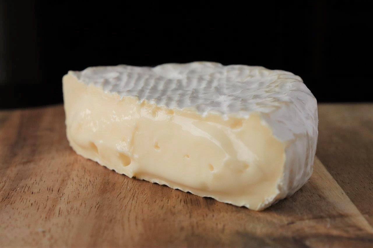 実はそれ 間違いかも 種類別 長持ちさせるチーズの保存方法 トクバイニュース