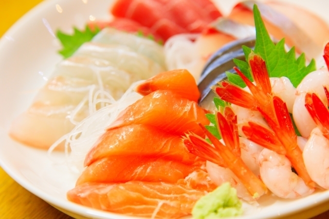 生魚に潜むアニサキス 食中毒予防できる調理法は 酢やたたきは有効 トクバイニュース