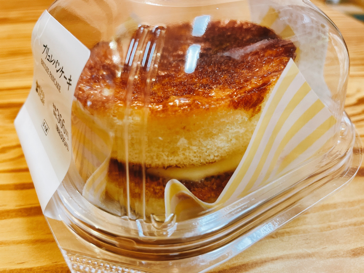 ローソン ほろ苦い甘さがクセに ふわふわ食感の ブリュレパンケーキ が新発売 トクバイニュース