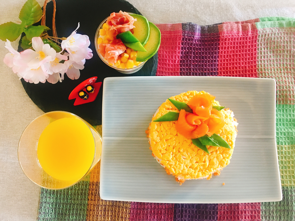 甘いものが苦手な方でも大丈夫 ちらし寿司ケーキでひな祭りの食卓を華やかに トクバイニュース