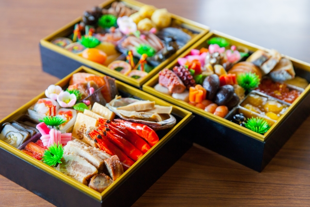 おせち料理　3段お重 おせち料理の意味や由来ｰｰお重の詰め方[三段重版]完全ガイド - くふう