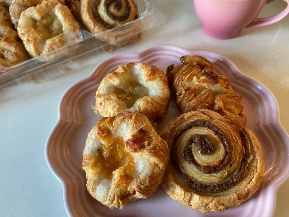 コストコのバラエティミニデニッシュは1個40円以下と高コスパ！美味しく食べられる保存法も - トクバイニュース