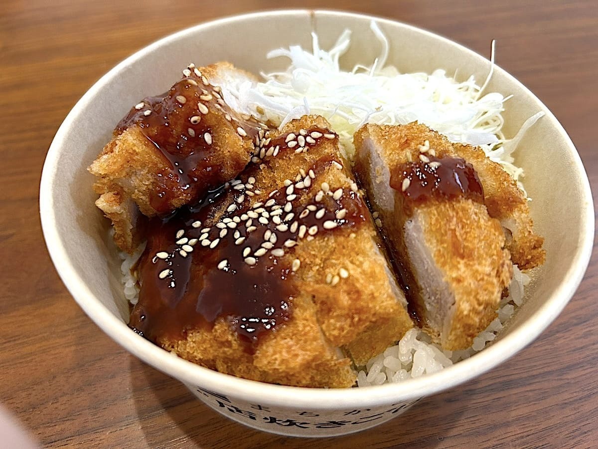 ローソン】まちかど厨房「三元豚の厚切りロースソースカツ丼」あの名店