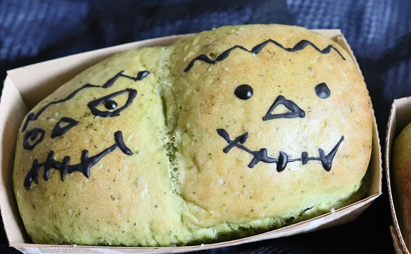 1時間で完成！自家製ハロウィンパン「フランケン抹茶チーズパン