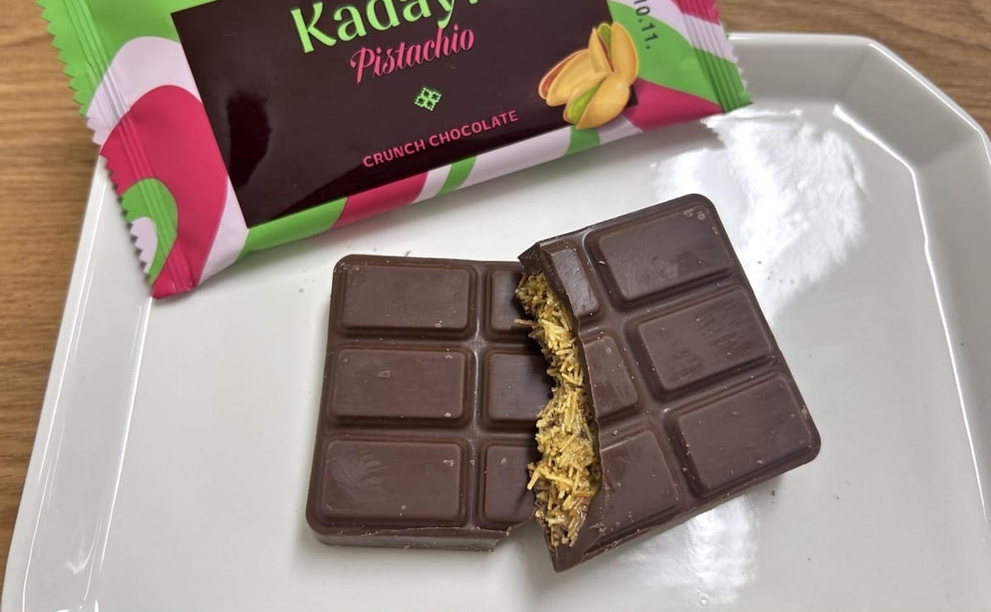 本当に美味しいの？世界中で大バズり「ドバイチョコ」を食べてみた  