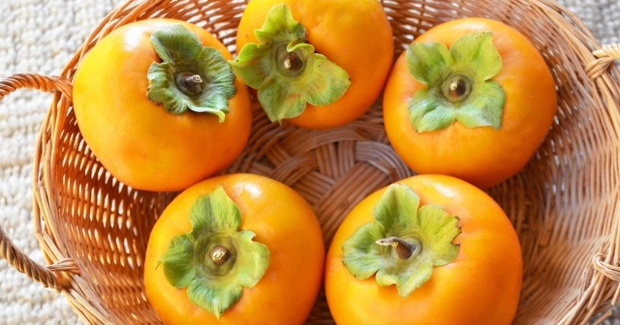 柿の食べすぎは身体によくない 身体への影響と1日の目安量を解説 トクバイニュース