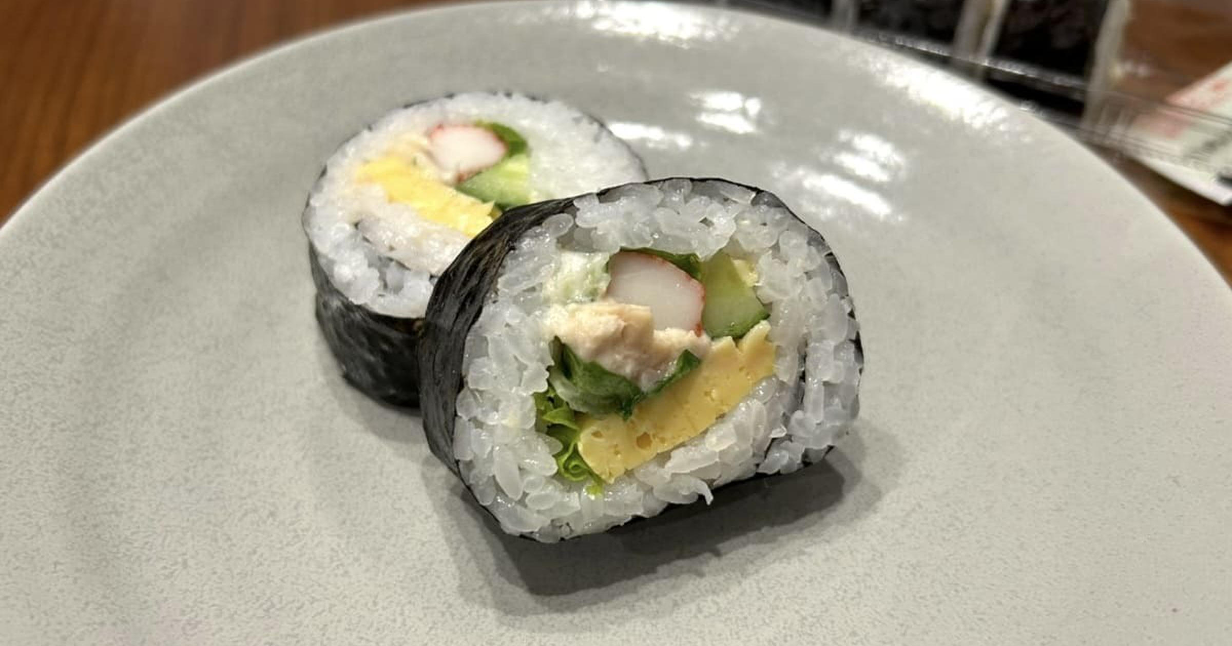 ザ・ビッグ】の「サラダ巻き」が止まらない！やさしい酢飯×絶妙